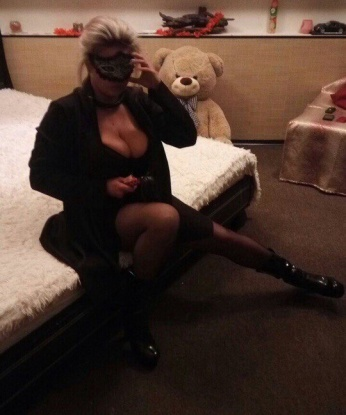 Анкета проститутки Олеся - город Рощино, 28 лет, №12478